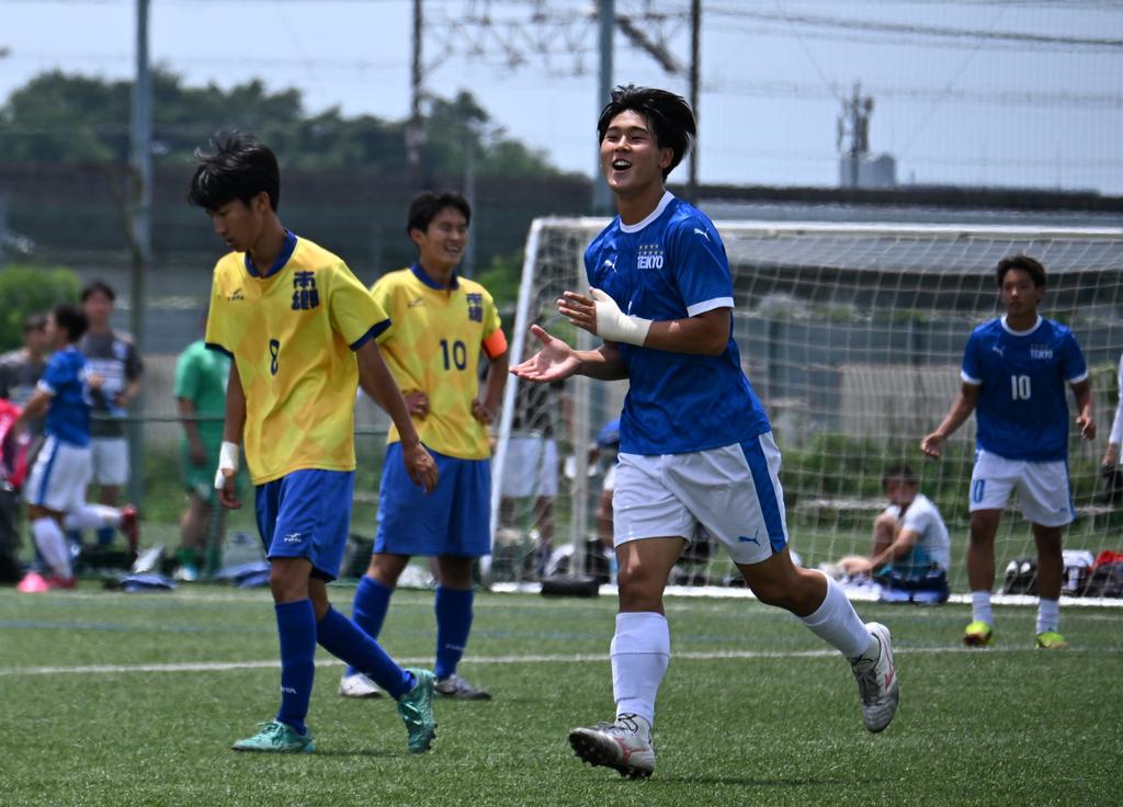 mh229's tweet photo. 令和8年度東京都高校総体
高校サッカー二次トーナメント
2回戦
【試合終了】
帝京 6ー0 本郷
（前半2ー0、後半4ー0）
［得点］
　10′ 小山凱成（帝京）
　27′ 東江心平（帝京）
　41′ 川崎大空（帝京）
　61′ 渡辺莉太（帝京）
　72′ 石田悠人（帝京）
　73′ 木嶋翔海（帝京）
#インターハイ https://t.co/w1z7mfKuyn