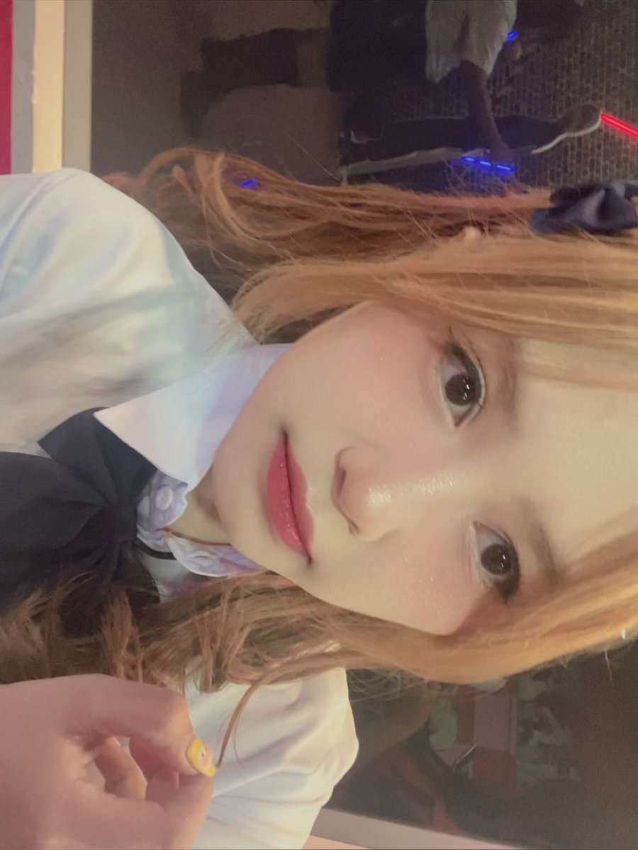 siskwek's tweet photo. thank you take me higher vol 2💙✨
happy anniversary twenty nine teens 🥳 https://t.co/rp7iZM3tAU