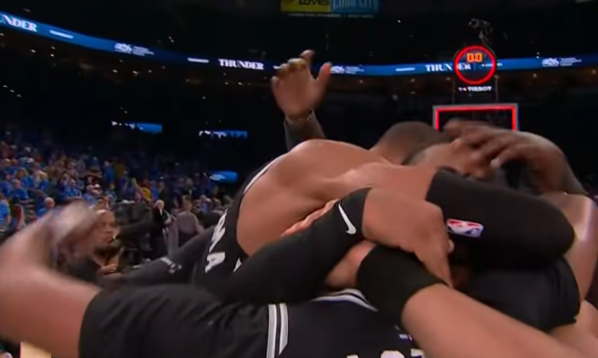 Blueman3612's tweet photo. LET'S GOOOOOO SPURS https://t.co/ASNunSd5ae
