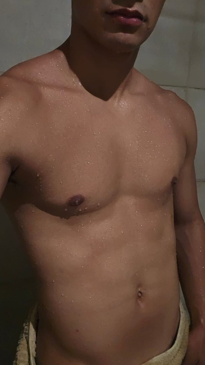 keevincabj18's tweet photo. Tengo una obsesión por bañarme todos los días https://t.co/QwpdC4UWSu