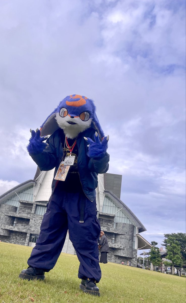 10kage117's tweet photo. 本日、うちのフューズが初めてイベントに立ってから1年が経ちました✨🎉
これまで沢山の場所で皆さんに会えて本当に嬉しかったですっ🙏
これからもうちのフューズととかげをよろしくお願いします🙇 https://t.co/jmRPfGqP6x