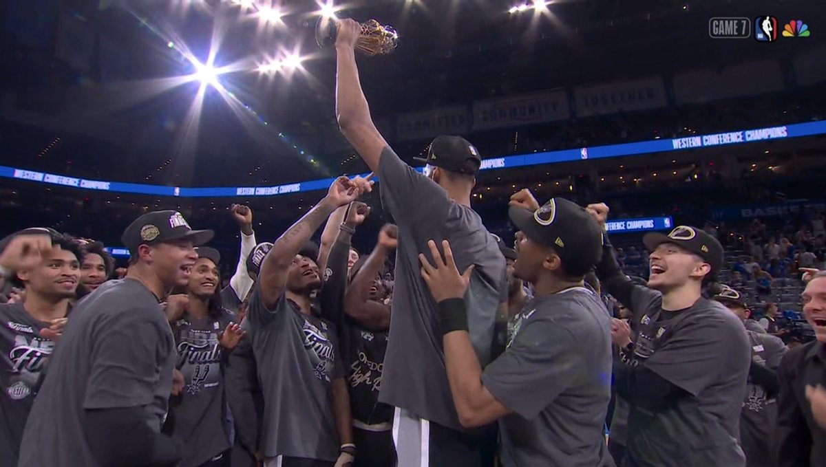 FadingFaze's tweet photo. @spurs LETS GET THE CHIP!!!! https://t.co/AXeGgughdL