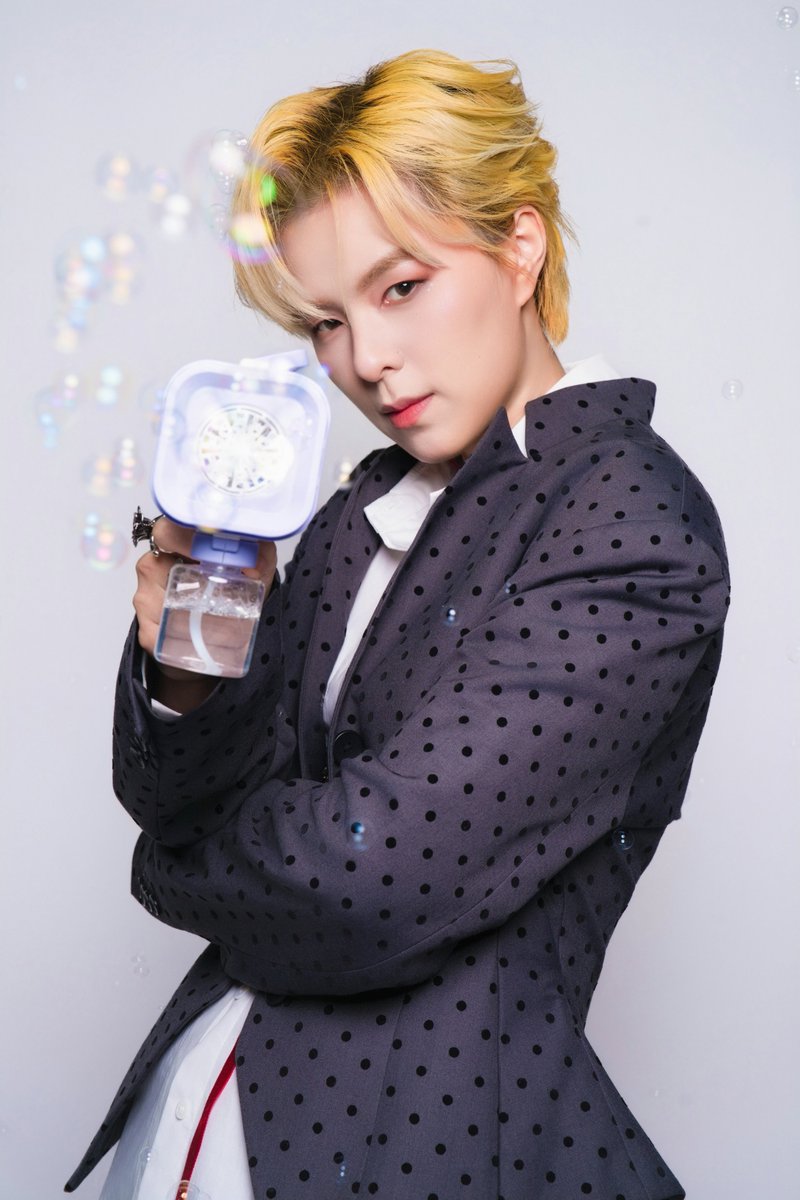 FcSunnee's tweet photo. 31052026 Sunnee杨总工作室 weibo update

"อากาศในฤดูร้อนเต็มไปด้วยความมีชีวิตชีวาและมาพร้อมกับฟองสบู่สะท้อนแสงที่มาจากความทรงจำในวัยเด็ก มองปัญหาของการเติบโตในมุมมองของเด็กน้อย และสร้างโลกแห่งความสุขของตัวเองกัน"

https://t.co/qfza72IiBx

#Sunnee #ซันนี่เกวลิน #Sunnee杨芸晴 https://t.co/LZpGbc4e7S