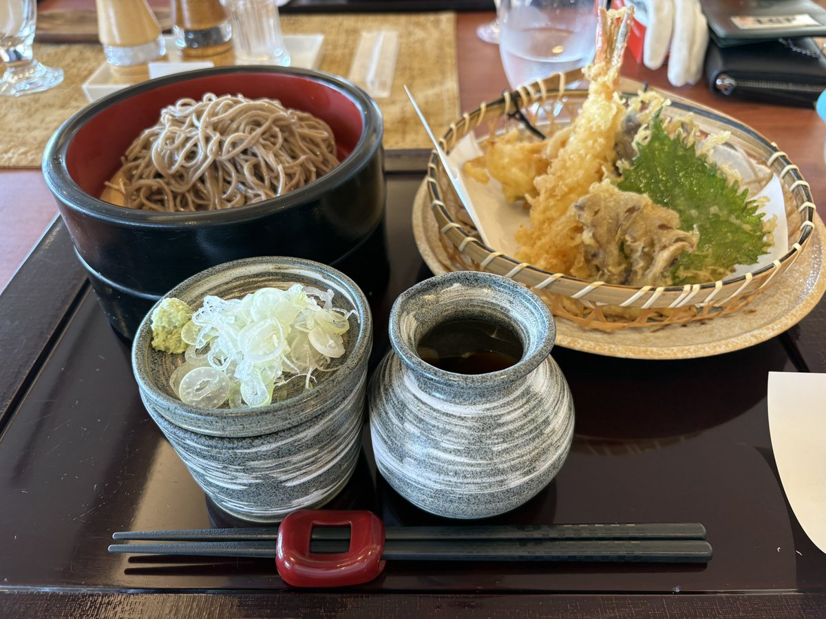 seya_mid's tweet photo. 朝4時集合でゴルフ
眠過ぎ暑過ぎて死ぬ🥺 https://t.co/2lKY7ZV1Jw