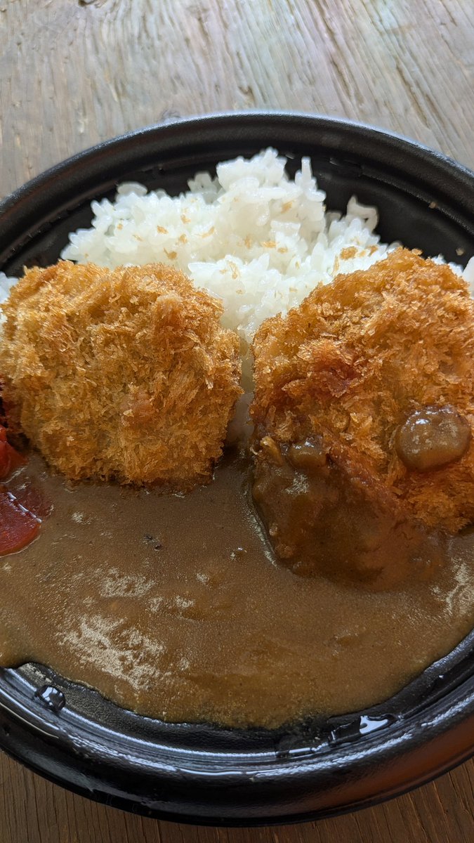 YooshiYosh's tweet photo. #アイスタグルメ
#海ぼうず さんの絶対勝つカレー
暑いからお勧めは
#すっぱみかんサワー 
#spulse https://t.co/aulZDzCjJp
