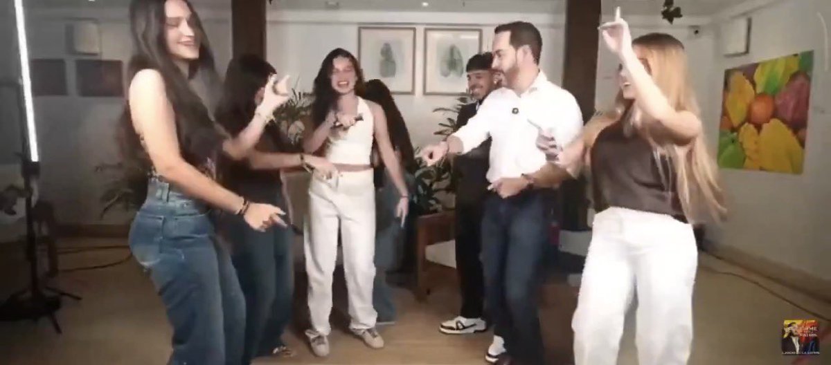 BCN_Plus's tweet photo. Los que ven algo sexual, en el vídeo de la hija de Abelardo y sus amigas en stream de Westcol, ESTÁN ENFERMOS. https://t.co/PMvzNeI7AD