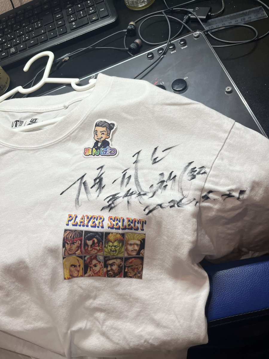 SBILLCOM's tweet photo. 今会ってきました！
まんぱつさん！
キミ初めて会うわけじゃないよね？って言われましたwww
前、媚びドルにちょっと出たのみてたんかな

今ニューヨーク上川内にまんぱつさんいるよ！
@YouTube45647214 
#ニューヨーク上川内
#いこうぜニューヨーク
#炭桜販売はお昼以降
#まんぱつさん https://t.co/J6EW7TpocS