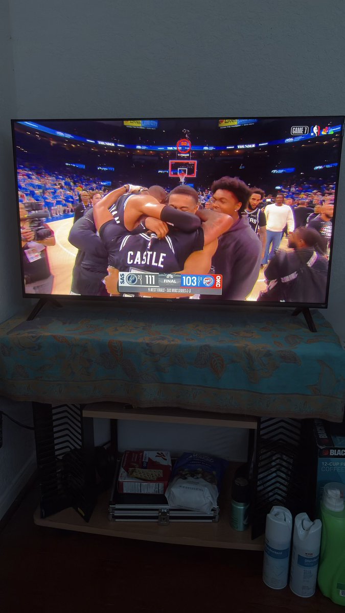 Atdyz_'s tweet photo. Good shit Wemby, Castle, and Harper #spurs #nbafinals #nba #champs https://t.co/fHzf04TaLT