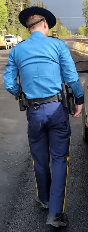 Uniformedmen1's tweet photo. https://t.co/hnOtQ8nFdB