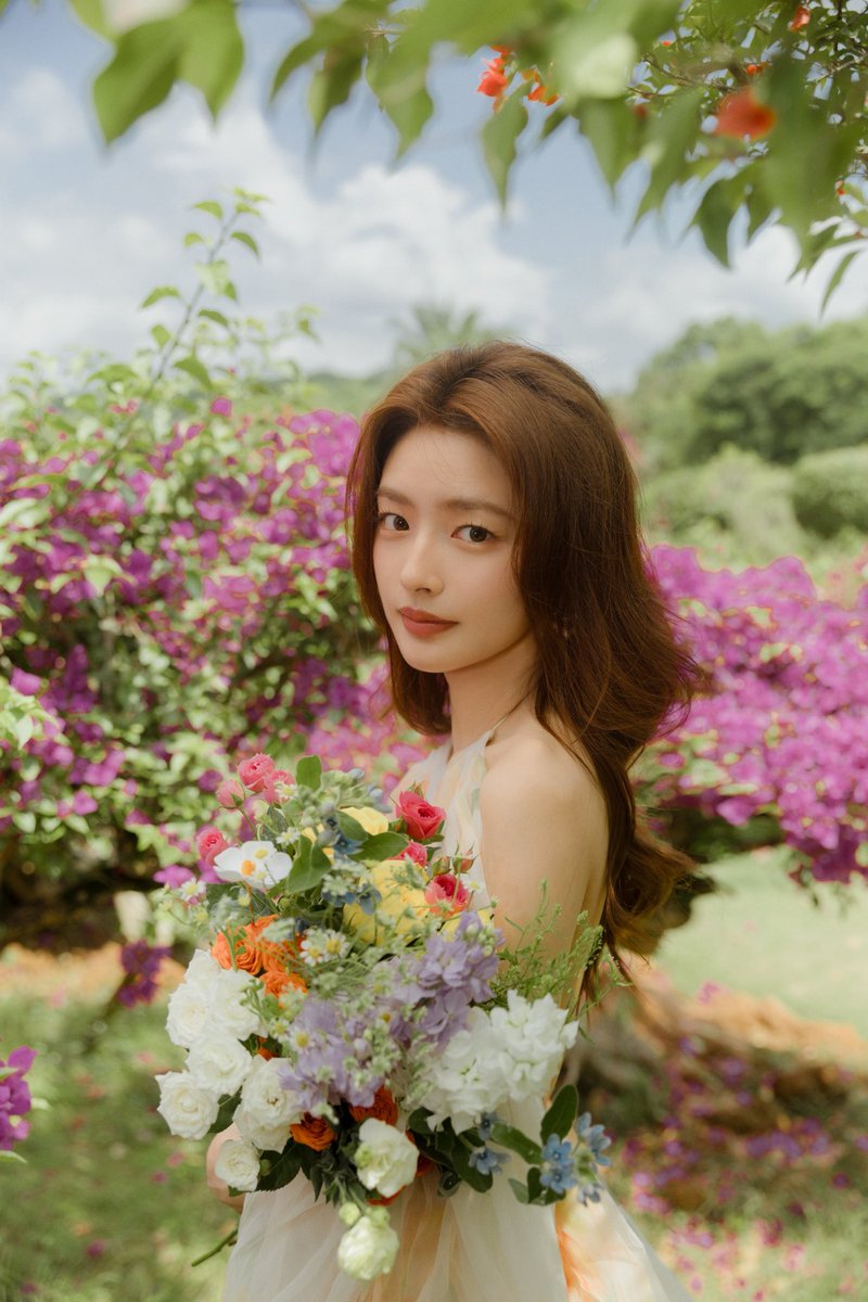 xuruohanarchive's tweet photo. 🗓️ Xu Ruohan’s June 2026 Schedule 🗓️

6/4-8 Variety Show Recording #wonderlands6

rest of the time will be spent filming on set

#徐若晗 #XURUOHAN https://t.co/TjACqwiPfN