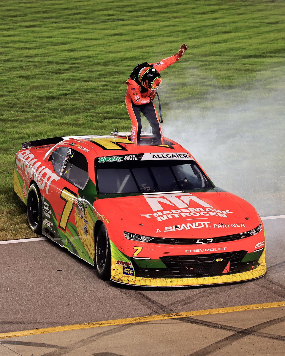 JR Motorsports tweet media