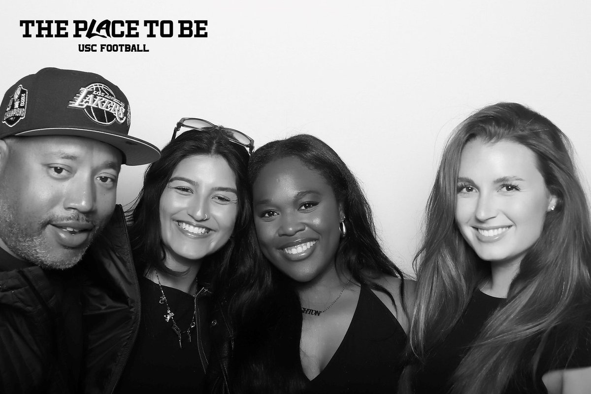 Nicole_Vuncanon's tweet photo. No better pLAce ✌️ https://t.co/FYCWZ5TRH7