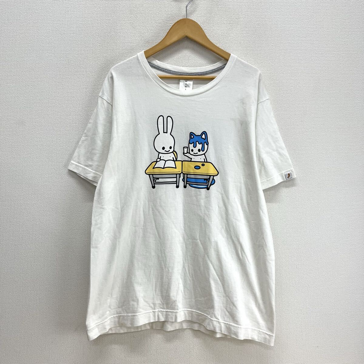 NEW ARRIVAL】 CUNE どくしょTシャツ SIZE XL CUNEらしいゆるさ全開の1