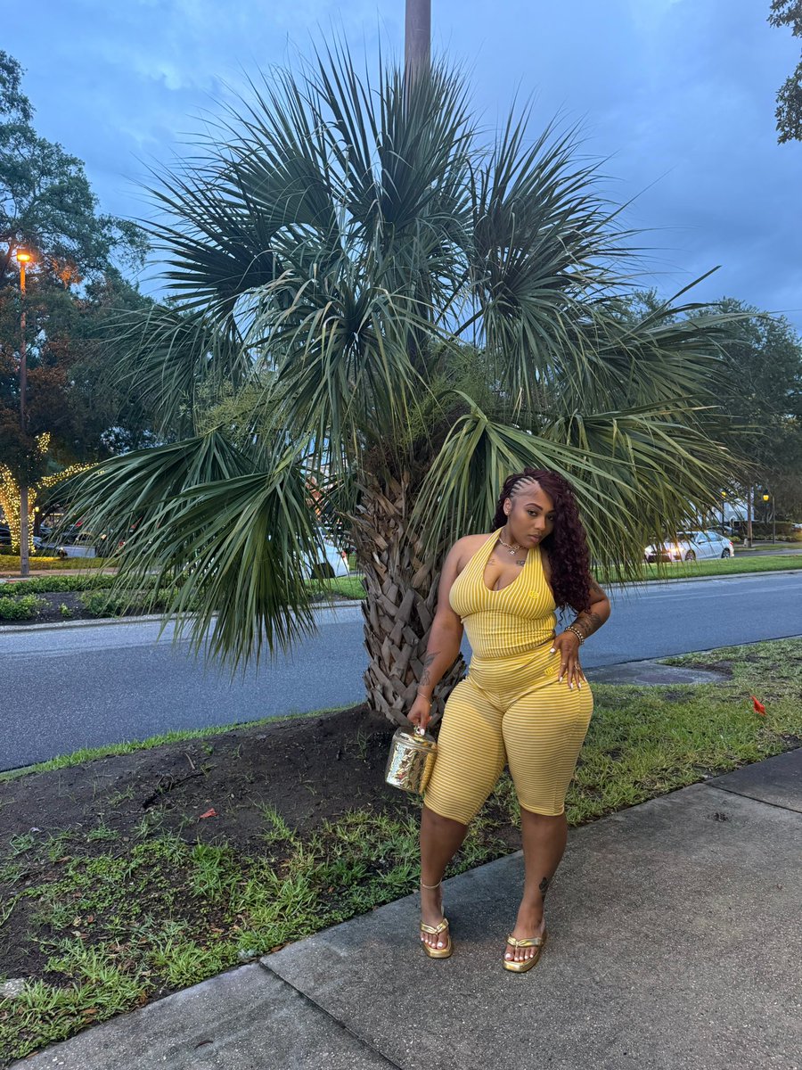 goodjawn_'s tweet photo. Pretty ass mf… 💛 https://t.co/0w1CEWjsA8