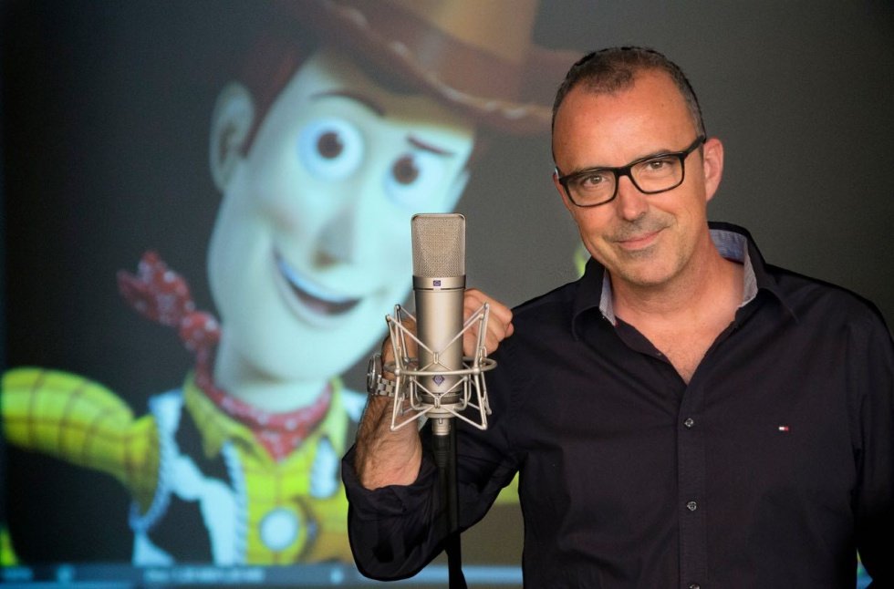 XRafa_BHX's tweet photo. Hola @DisneySpain desde aquí me uno a la campaña para exigir el regreso de Oscar Barberán como la voz de Woody. 
Si ya la película a muchxs nos va a costar verla por la falta de José Luis Gil, si Oscar no regresa os la vais a cargar del todo 😡 + #OscarEsWoody https://t.co/i1Wc2wZOT9