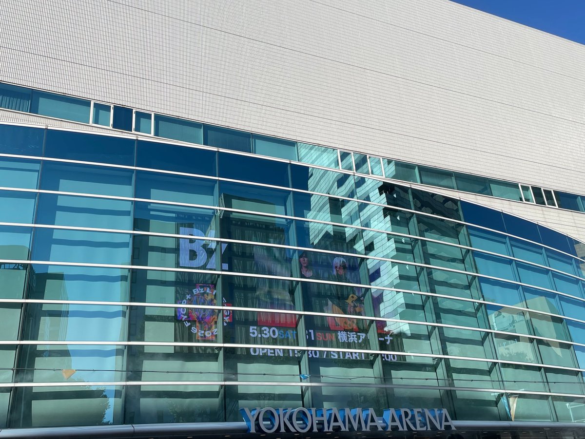 zenshi178's tweet photo. B'z FYOP+、グッズ抽選し忘れたからガチャその分ガチャやりまくったー！
前日の夜はツアトラ撮り放題でした…☺️
名古屋千秋楽、行きます✊
ドラムバック欲しい。。 https://t.co/CSkPUlIZbr