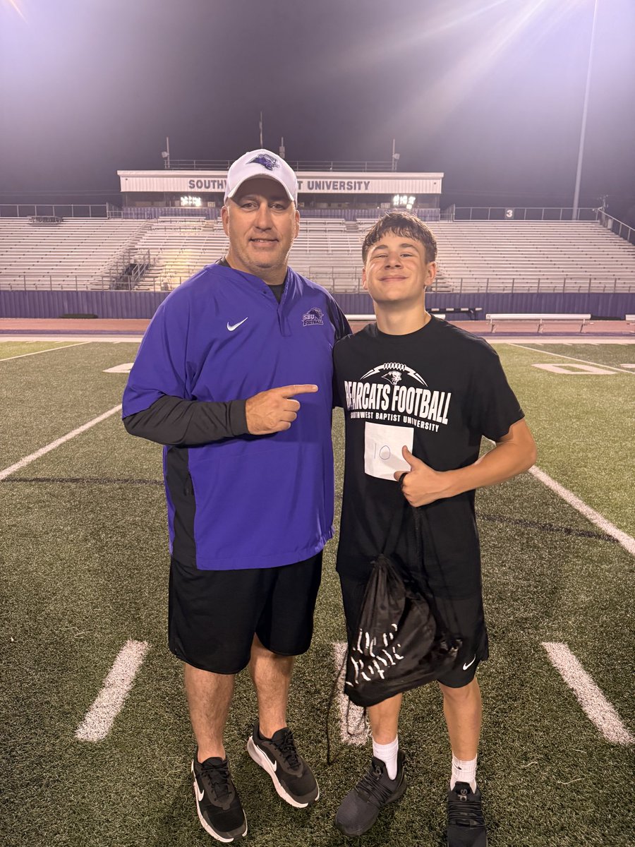 gordon_g_2028's tweet photo. Great Day At SBU Thanks Coach Hansen!!! @sbubearcats @sbubearcats_fb @CoachHansen_ @CoachDNew_  @CoachGiger18 @SCAspecialops @SCA_FBRecruits @SCAFOOTBALL1 @CoachDrink https://t.co/Em9WPUEPYB