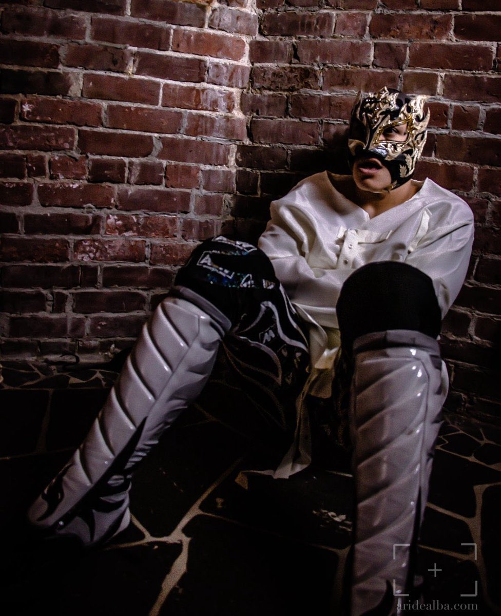ihychulo1's tweet photo. @WWE @ReyFenixMx https://t.co/mldN8slFJW