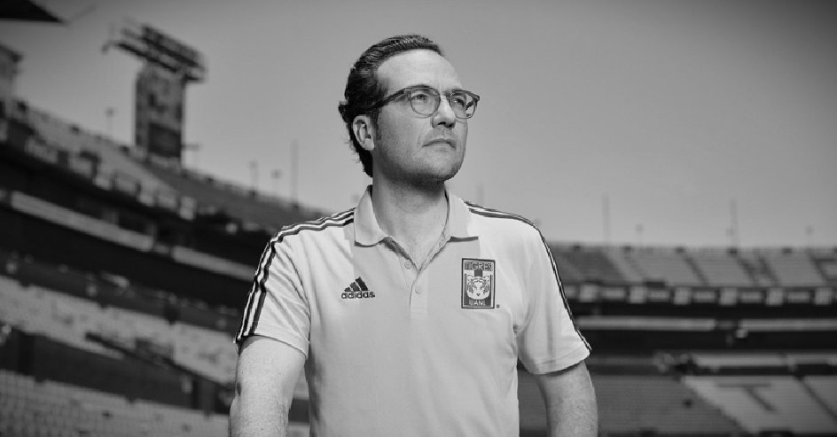 Dannyboy1961's tweet photo. No POS un culero en toda la extensión de la palabra, llego vio y destruyó una década brillante de un Equipo Tigres , ojalá se pudra en vida junto a Pizarro y Purata https://t.co/Ycp8PnSNW5