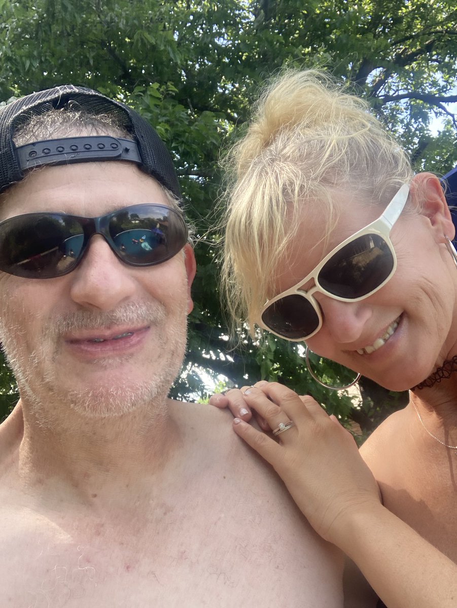 natkramer's tweet photo. Summertime fun in the sun ☀️ #SummerMood #swimming #summer #saturdayfun #family #familytime https://t.co/hqA0C9TAcB