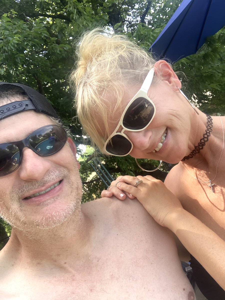 natkramer's tweet photo. Summertime fun in the sun ☀️ #SummerMood #swimming #summer #saturdayfun #family #familytime https://t.co/hqA0C9TAcB