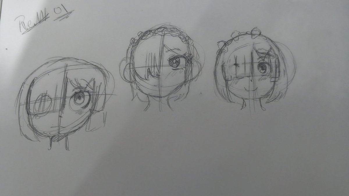 LucenaLeaxis's tweet photo. Estoy tratando de aprender a dibujar a rem de re Zero, es una cosa que siempre he querido desde el 2018 de verdad me gustaría poder dibujarla así que estaré en práctica durante un tiempo https://t.co/uKoKQxkBg7