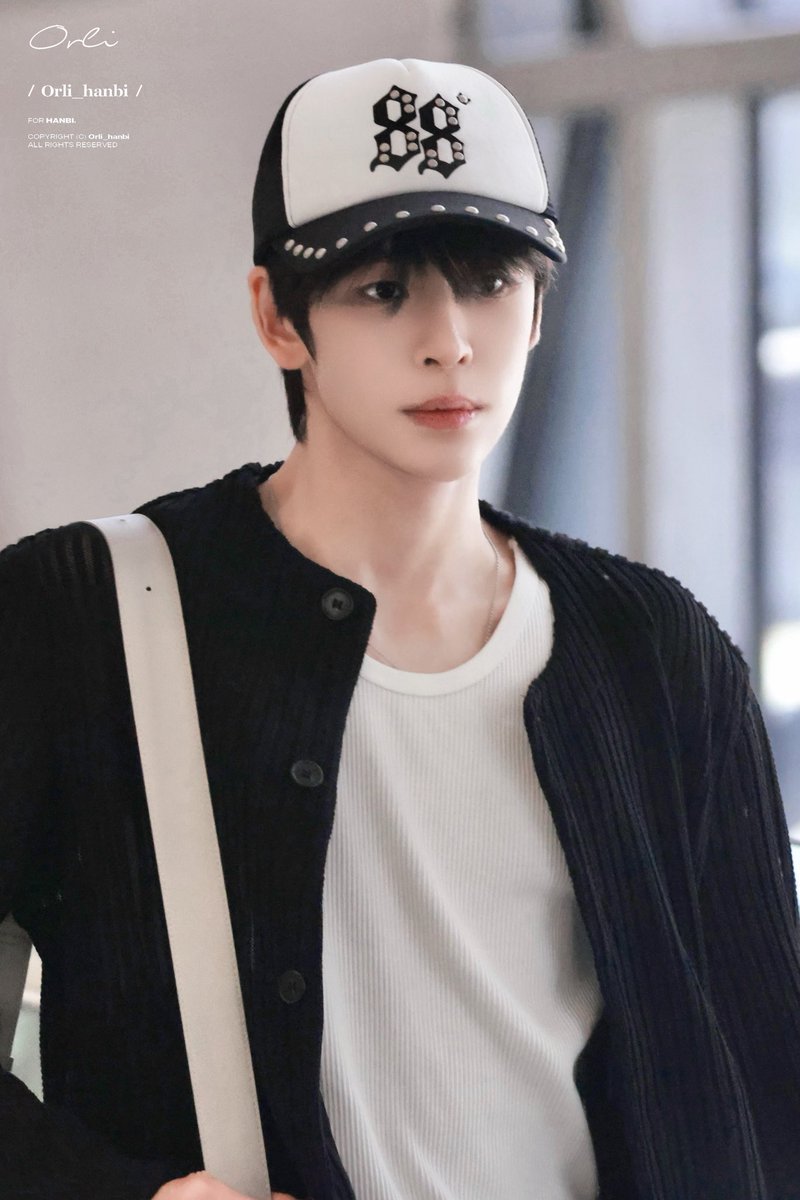 ninihha_hanbi's tweet photo. 260531 hanbi bangkok 🛫

#HANBI #한비 #SMTR25  #ハンビ #hanbi #이한비

#SMTR25_FM_TOUR_GraduationTrip
#GraduationTripBangkok
#FanMeetingTour
#GraduationTrip https://t.co/Eu5EDy6z8w