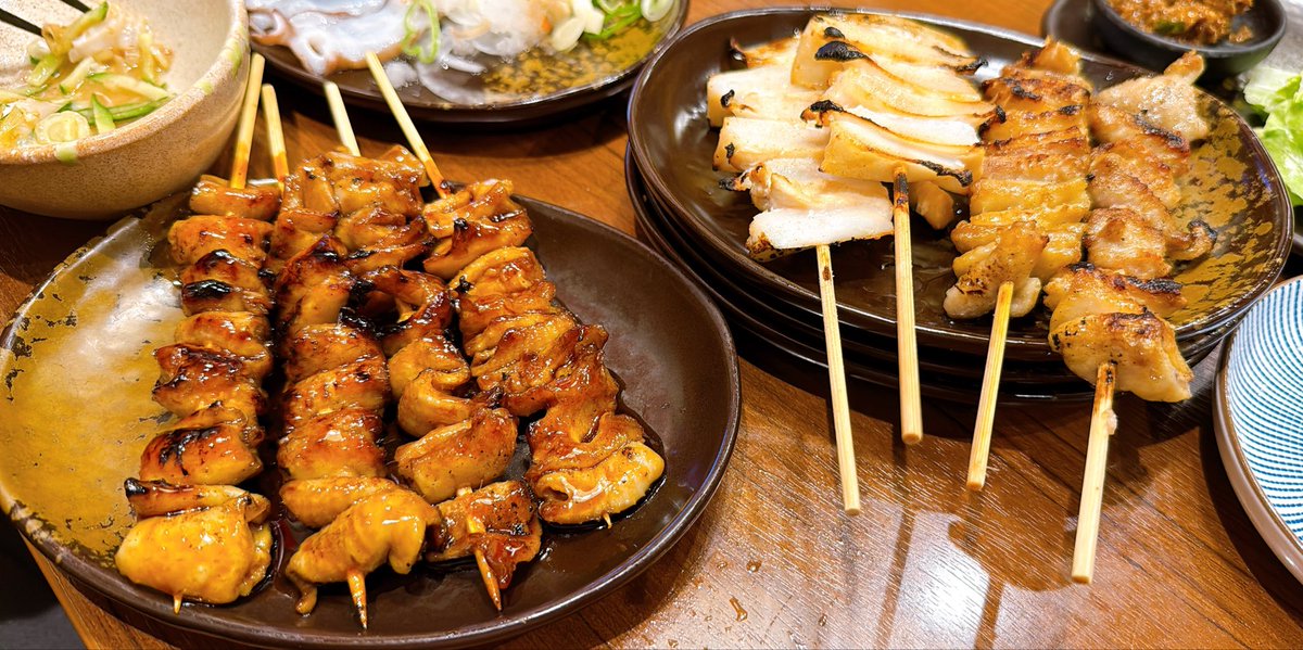Vastskyview's tweet photo. 昨夜は大好きな焼き鳥食べれて幸せだった https://t.co/OqCEdfhWrO