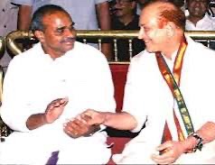 DprPrr's tweet photo. టాలీవుడ్ జేమ్స్ బాండ్.. తొలి సూపర్‌స్టార్
తెలుగు ప్రేక్షకుల తొలి ‌#superstar కృష్ణ పుట్టినరోజు.1943 మే 31న బుర్రిపాలెంలో జన్మించిన కృష్ణ 1965లో ‘తేనె మనసులు’తో హీరోగా ఎంట్రీ ఇచ్చారు. టాలీవుడ్‌ను సినిమాస్కోప్,70mm &amp; DTS,ఈస్ట్‌మ్యాన్ కలర్ టెక్నాలజీలను పరిచయం చేశారు @urstrulyMahesh https://t.co/AFUkvr8CQr