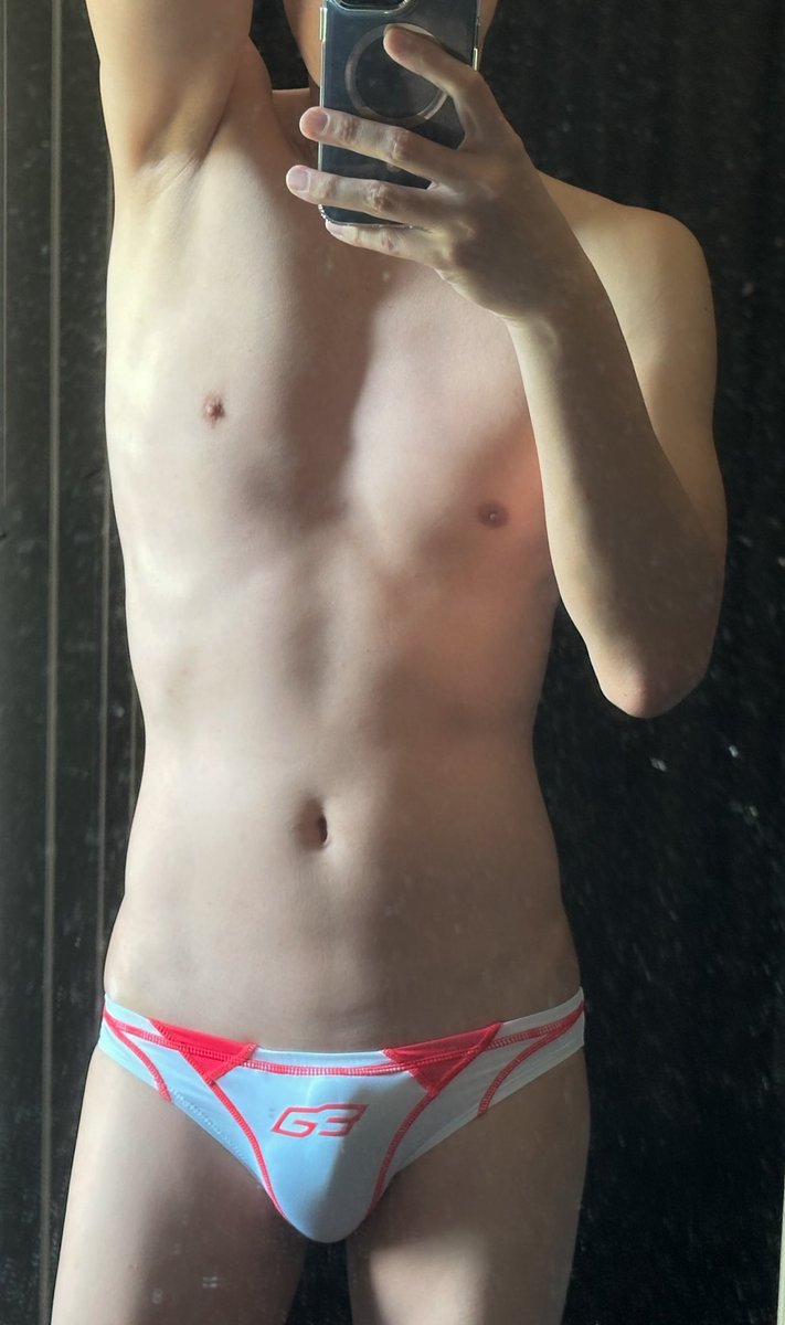 Casper_Boy2nd's tweet photo. นานๆที ตื่นมาเชคหุ่นสักหน่อย https://t.co/O5teh5BM7S