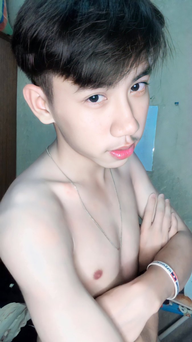 larnoy61432's tweet photo. เด็กน้อยโพนโรง
ขาวตี๋,น่ารักสุดๆ https://t.co/HWd6qAPmBJ