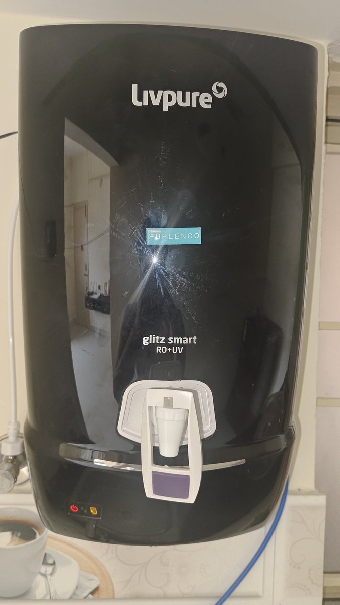 DeshBhakt247's tweet photo. Rented furniture & appliances from Furlenco, The TDS of water coming out of it is just 6, which is a complete health hazard.

Drinking water TDS should be 50-150. 

@FurlencoSupport
#Furlenco #CustomerServiceFail #ConsumerRights #RentalScam #CustomerExperience #IndiaConsumer #PoorService #FurlencoFail