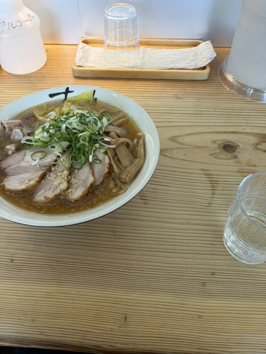 lulla9725's tweet photo. 札幌ならすみれだよねーーー https://t.co/cHBZ0MaBtI