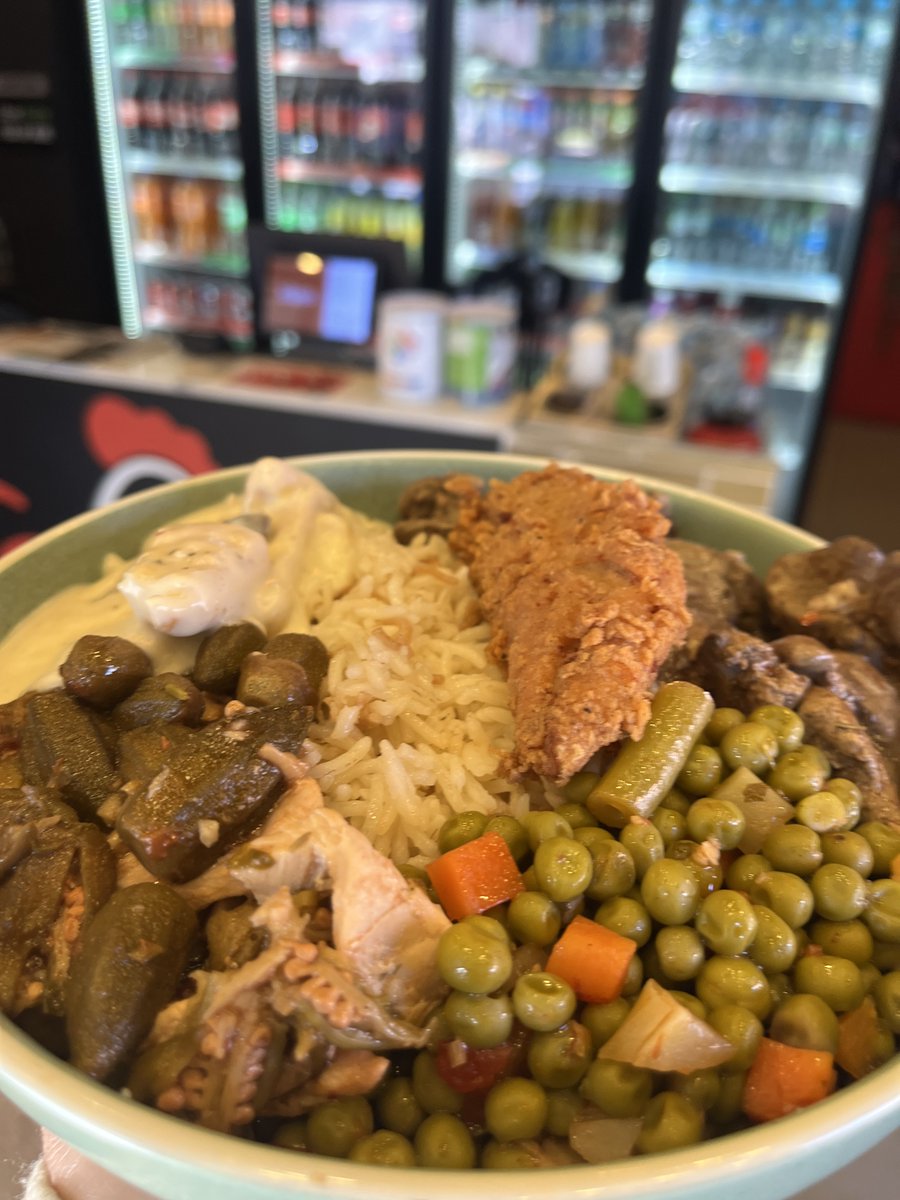 CafeReporter's tweet photo. Hariri Chicke food made with love , delicious  ingredients taste today, family business located Kogarah + Panania 
🙏 https://t.co/KE0BejBjK3