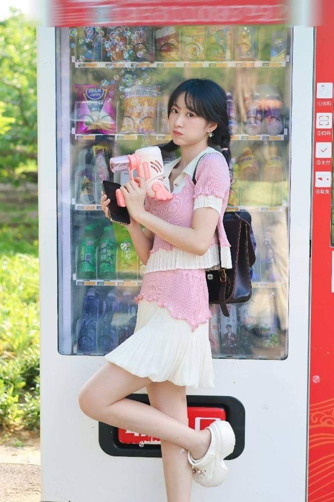 ziyu ๅฅณ็ tweet media