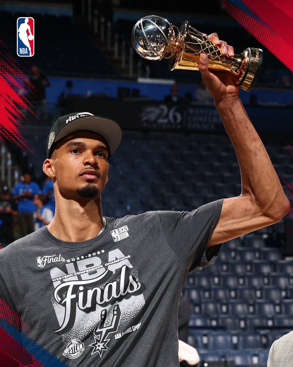 NBAMEX's tweet photo. 22 años, MVP y jugará sus primeras #NBAFinals. 🏆

VICTOR WEMBANYAMA 👽 https://t.co/4nICI0hfG6