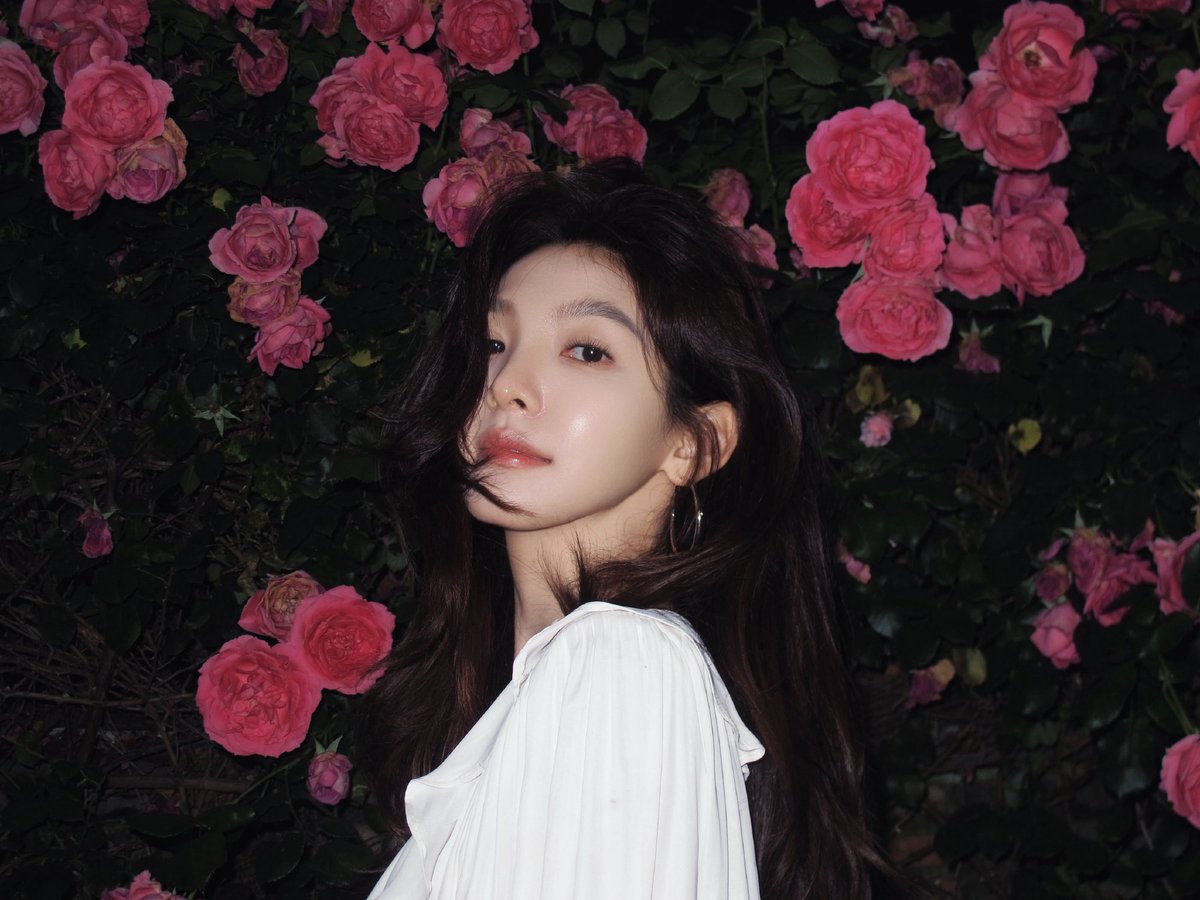 zhang ruonan files tweet media