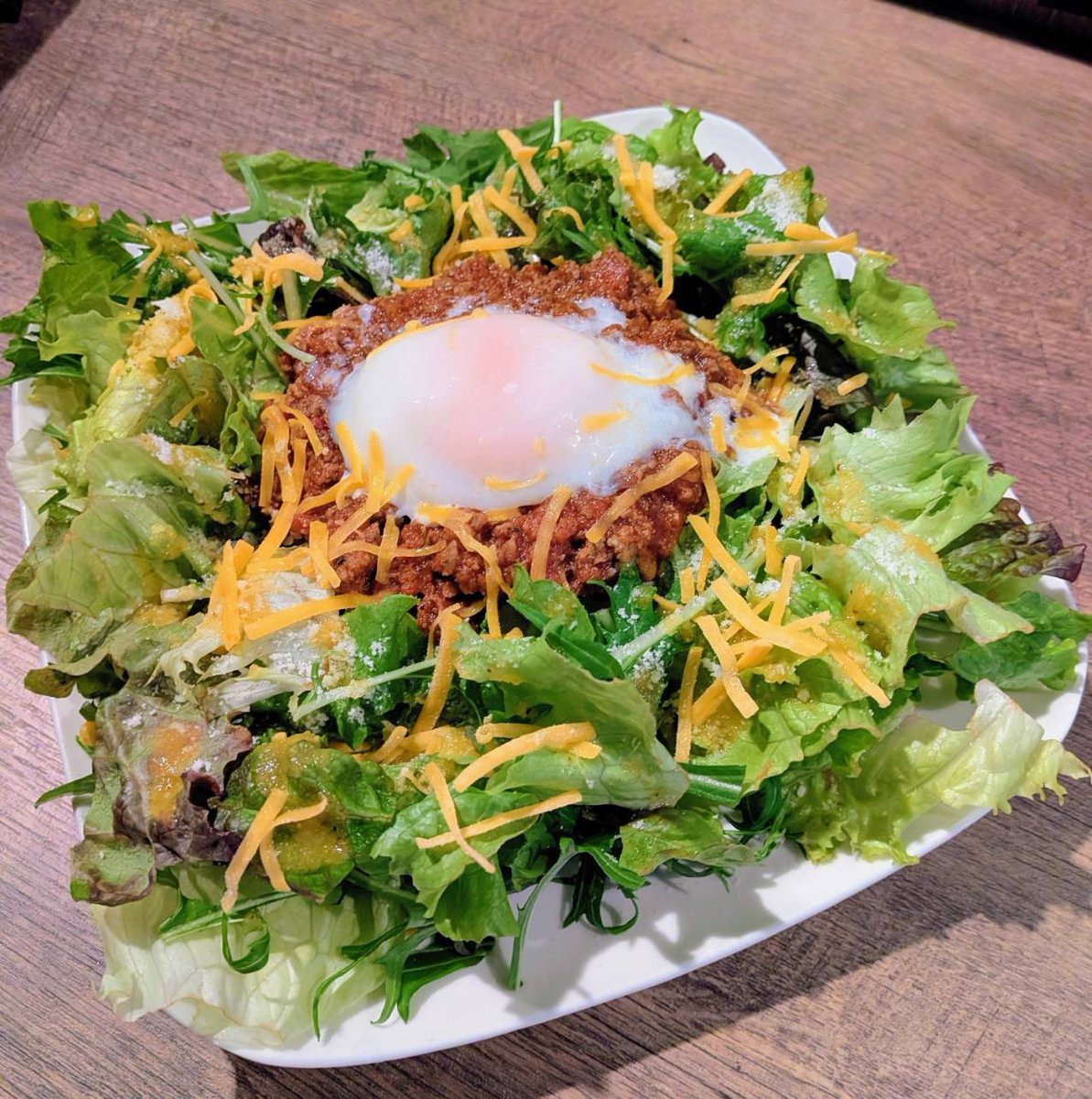 chillbaru's tweet photo. 本日営業☀️当店ダイニングバーですがお食事にこだわり手づくり&amp;無添加のものをできる限りご提供しております。旬を感じる期間限定メニューなど是非味わいにご来店ください🍽️
🏠杉並区高円寺南3-23-19 1F
🕛12:00-23:00(LO22:00)木定休
#高円寺 #新高円寺 #ルック商店街 #グルメ  #ビール #ランチ https://t.co/wCe5jh5KQo