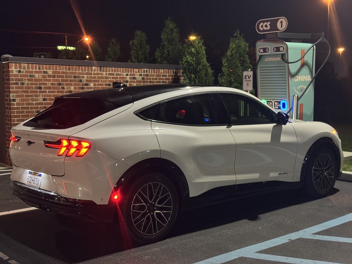 nskendall's tweet photo. @OutofSpecDetail Agreed! https://t.co/5lLuxQKBko