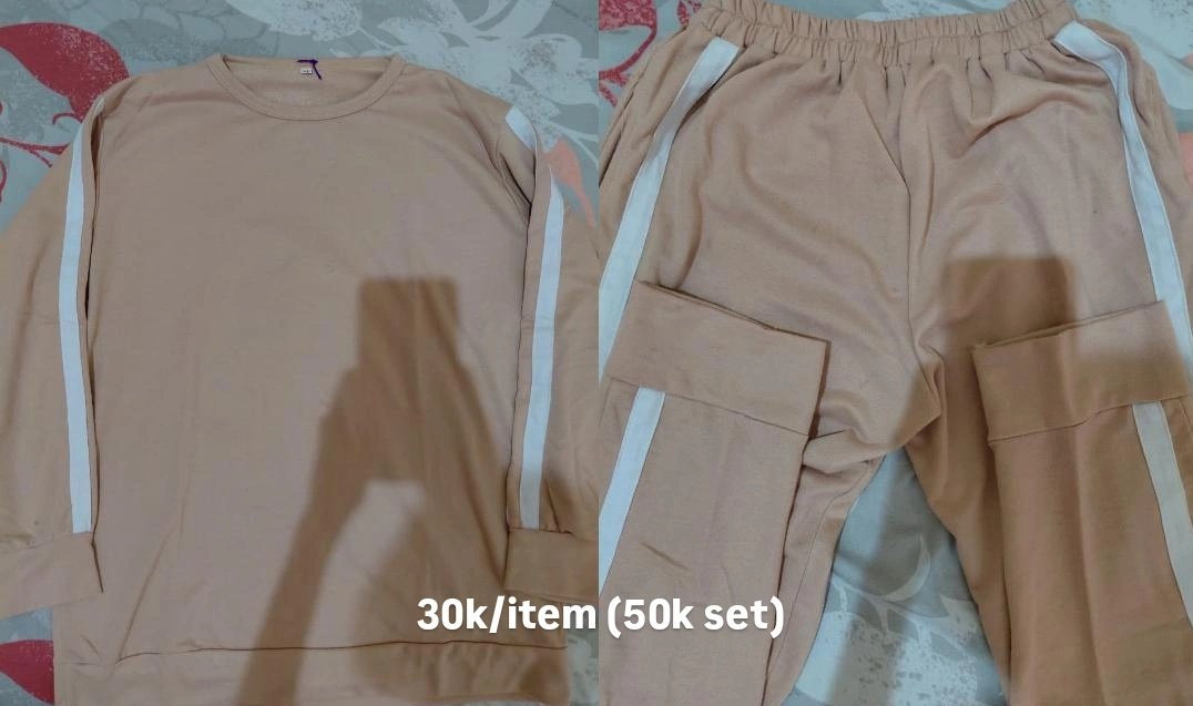 slippwer's tweet photo. @unicefess training abu colorbox 50k
sweatpants hijau botol hnm 90k https://t.co/Xy7y1b5t8m