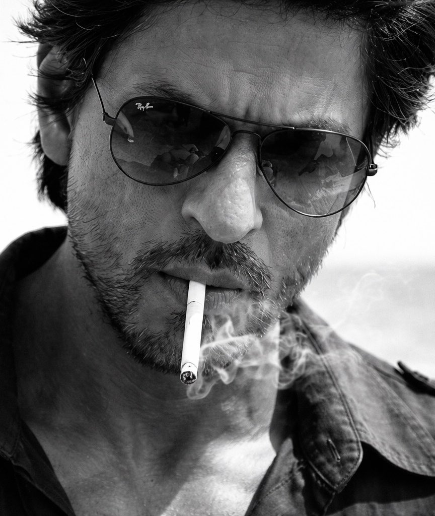 OG_D0N's tweet photo. Unpopular Opinion : 

Don 2 (2011) >> Don (2006) https://t.co/ls2EtFn8Ww
