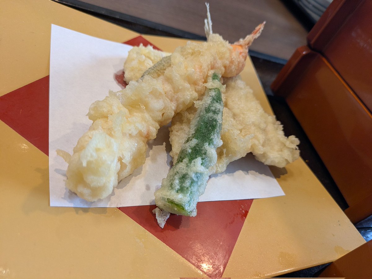 kaze_men_deka's tweet photo. 和食麺処 サガミ 堺山本店
晦日そば　制限時間90分

初の晦日そば！
このクオリティで2200円は安すぎる！
記録は32枚でフィニッシュ。
ご馳走様でした🙏

#晦日そばの日 
#蕎麦食べ放題 https://t.co/1NqKCxgh04