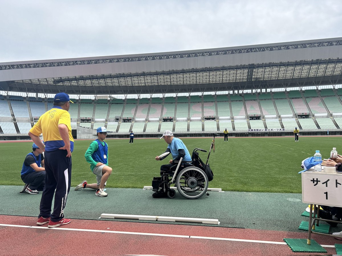paraspo_info's tweet photo. 【大阪市障がい者スポーツ大会フライングディスクの部】

午前にディスタンスの部が終わり、午後からアキュラシーの部が始まりました！
選手のみなさん、引き続き頑張ってください！！ https://t.co/Ux6ykQ0nGd