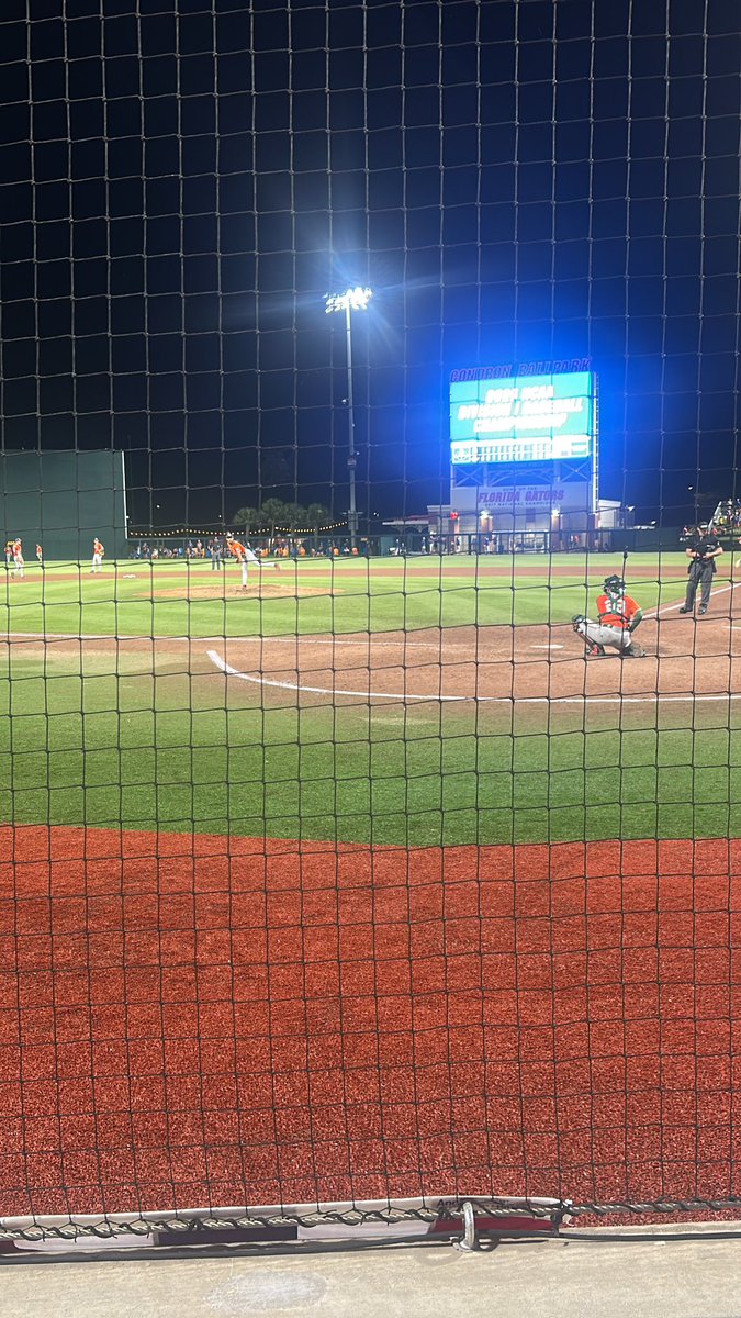GatorSports's tweet photo. Seats were great as well https://t.co/zQztcqV4jb