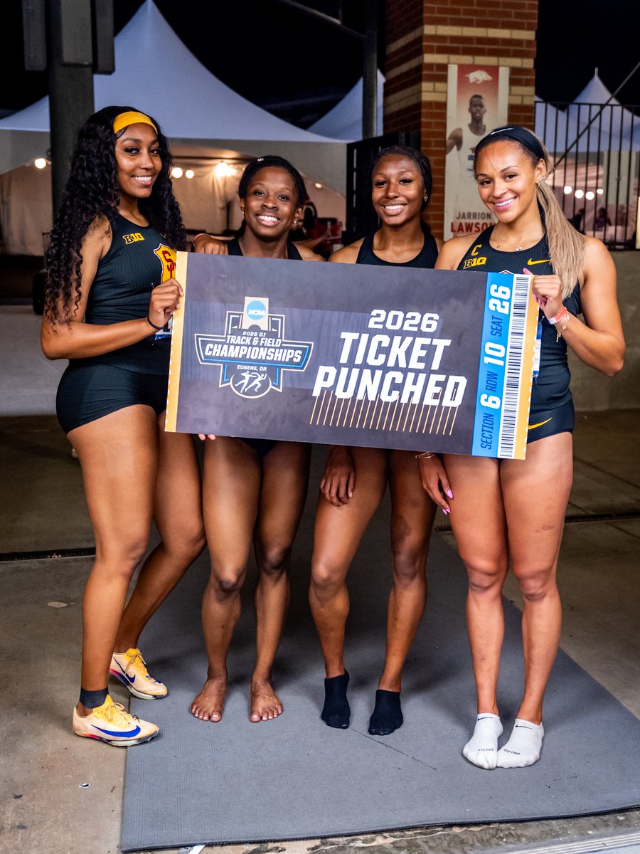 USC_Track_Field's tweet photo. AN ELECTRIC 4x400 OFF TO TRACKTOWN⚡️

Our women’s 4x400m relay punches their ticket in a season-best time of 3:27.80✌️

#FightOn | @BlkGrlSunscreen https://t.co/B8dBhbWypF