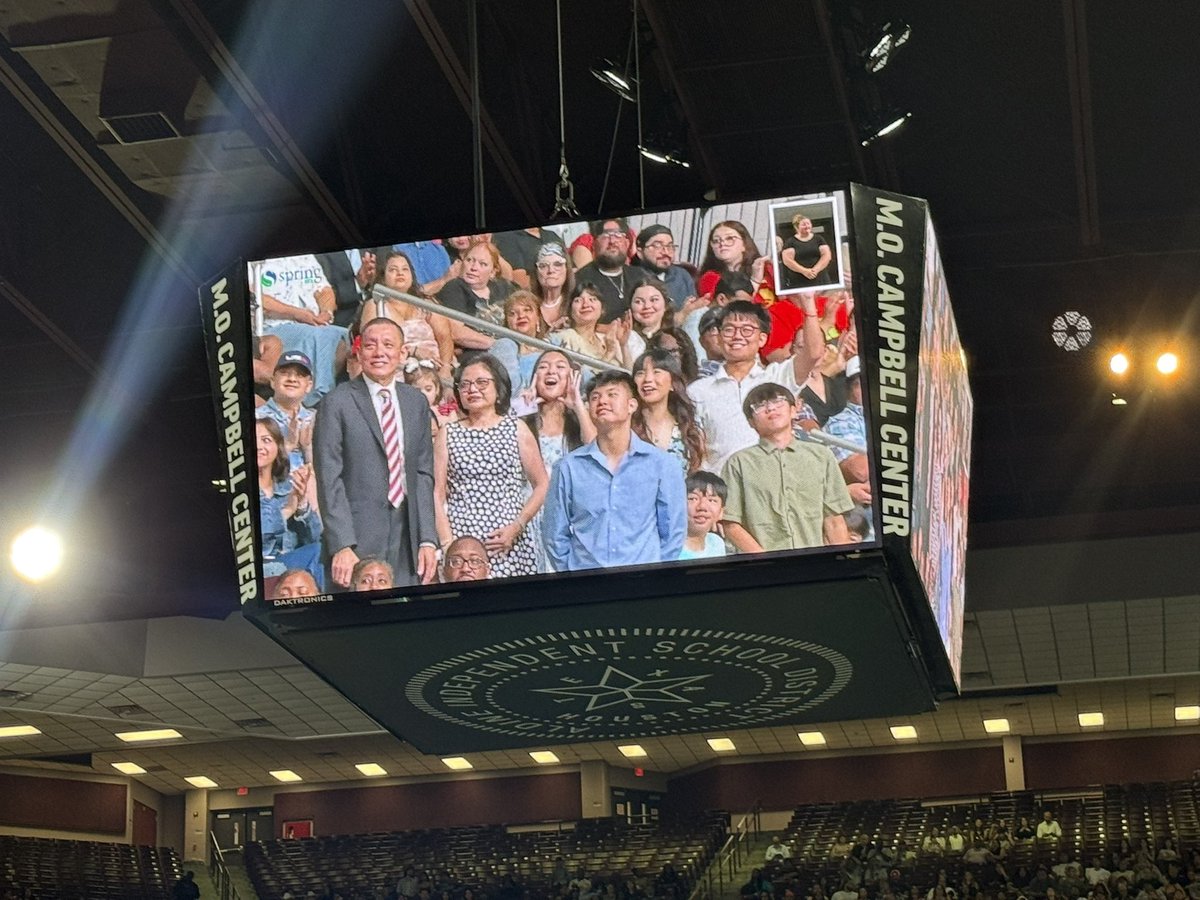 KWilliamsDLD's tweet photo. Congratulations to the Spring High School Class of 2026! https://t.co/fe2WjajI0Q