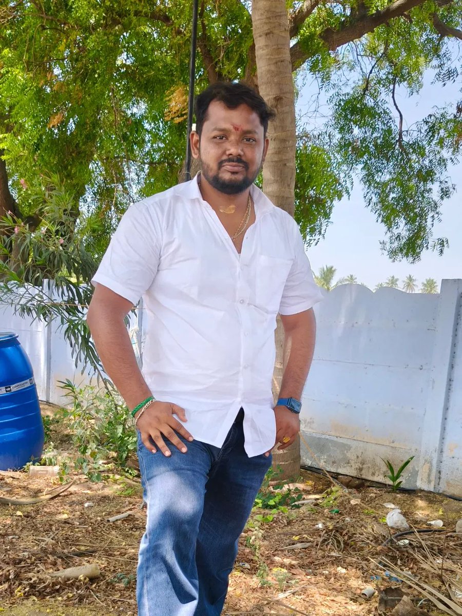 TirupurOKFC's tweet photo. திருப்பூர் மாவட்டம் தலைமை கார்த்தி மக்கள் நல மன்றம் சார்பாக 

D. அலெக்ஸ் அங்குராஜ்

மாவட்ட பொருளாளர் அவர்களுக்கு இனிய பிறந்தநாள் நல்வாழ்த்துக்கள் ❤️🥳

#HBDAlexAnguraj @Anguraj_Tweets https://t.co/3TMWrBnget