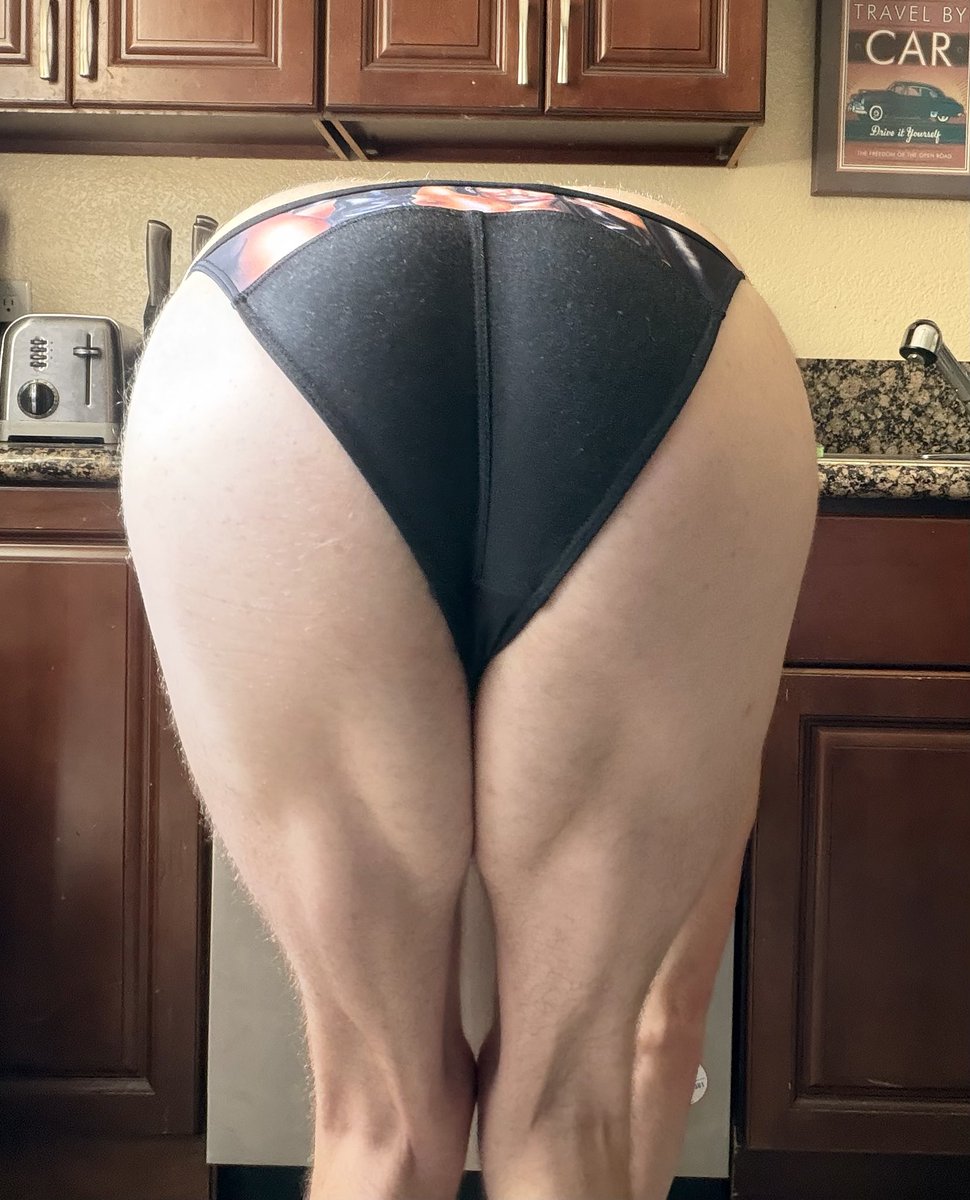 boySteele's tweet photo. Pool party hammie stretch 🤍 https://t.co/6t9JammG3O