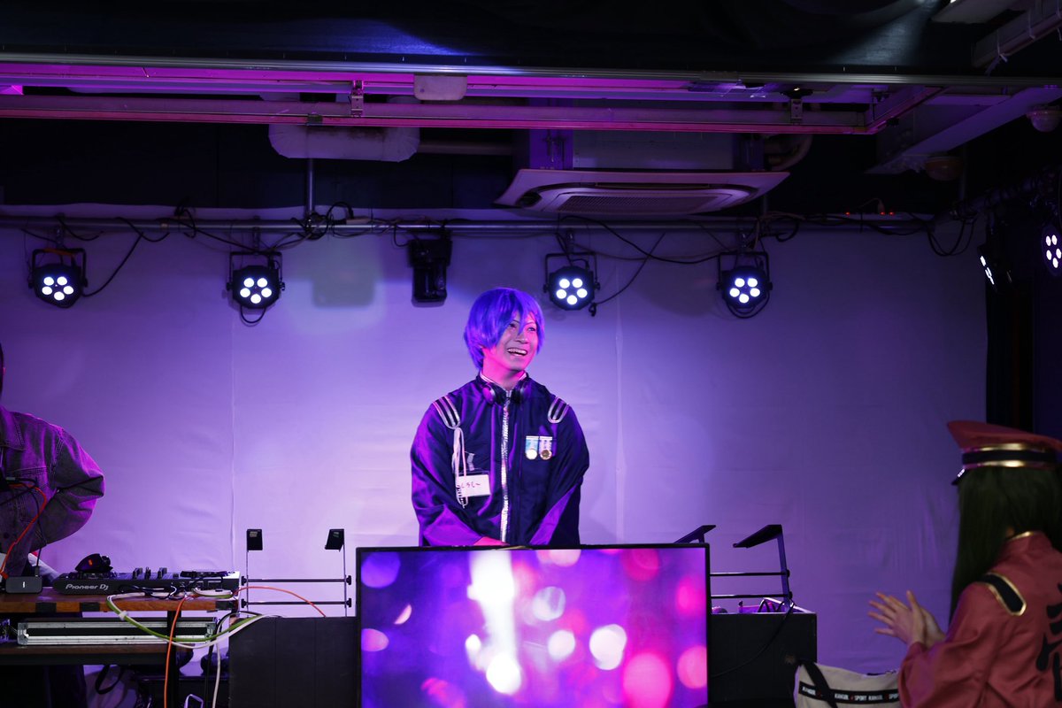 teto2photo's tweet photo. #あっぷすて〜じ Vol.2 スタートしましたー

OPEN DJ はしろし〜 https://t.co/uLvSnItlIU
