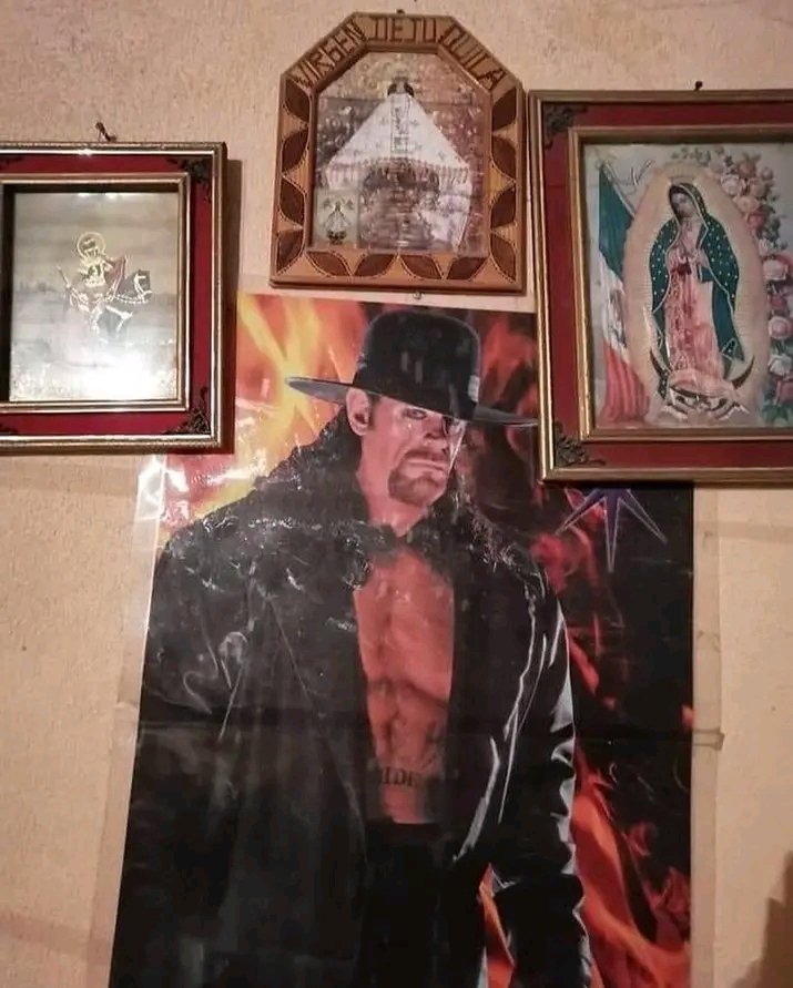 DavePhenyl's tweet photo. @undertaker I believe in The UnderAAAker 🛐 https://t.co/vOruKkfbcu